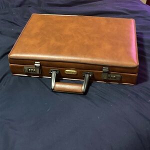 Emilio Pucci 18 inch Leather Briefcase in good condition, minor scratches